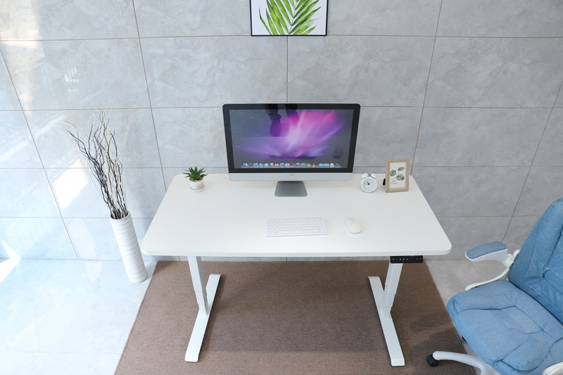 NT33-2AR3 Scene display with PC and chairs